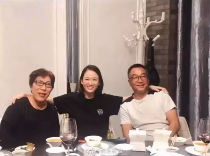 你的爸媽我來照顧!陳喬恩「痛失男星摯友4年」從沒忘過對方 低調把他家人「當自己父母孝順」惹哭全網!