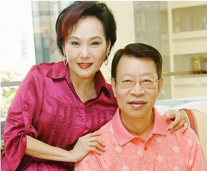 婚姻無人看好!顧安生力排眾議「娶潘金蓮演員」為愛扛衰名,今婚姻40年「靠夫人救命2次」:她是我最貴重的東西