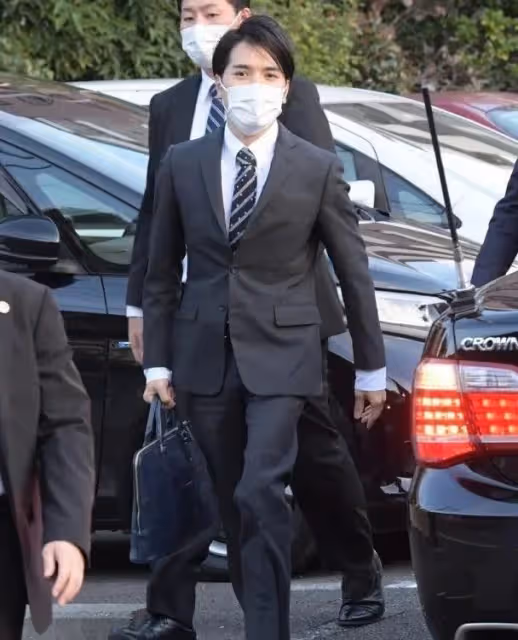 有情飲水飽？小室圭再次「落榜」，30歲真子在博物館實習壓力很大