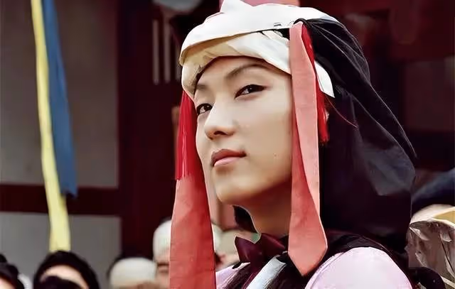 原來男人也可以這麼美，盤點韓國娛樂圈長得比女人還精緻的男明星，驚艷到你了麼？