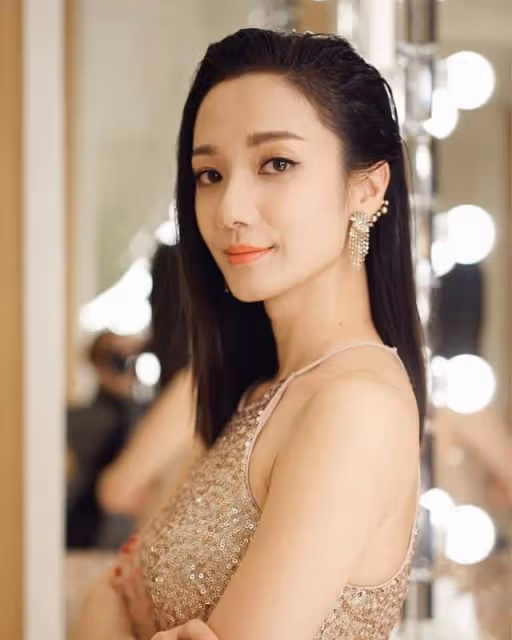人氣急升!前TVB當家花旦北上爭入新女團,年紀大追夢感動評審