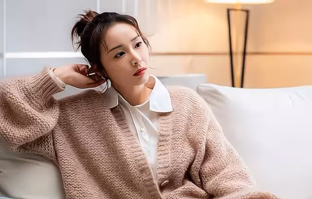 丈夫瞞著妻子贈弟房送妹車,妻子不急不躁:謝謝你開了個好頭