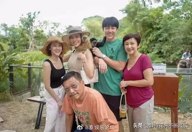 Mark瑞士向Kim求婚成功, NadechYaya同游見證