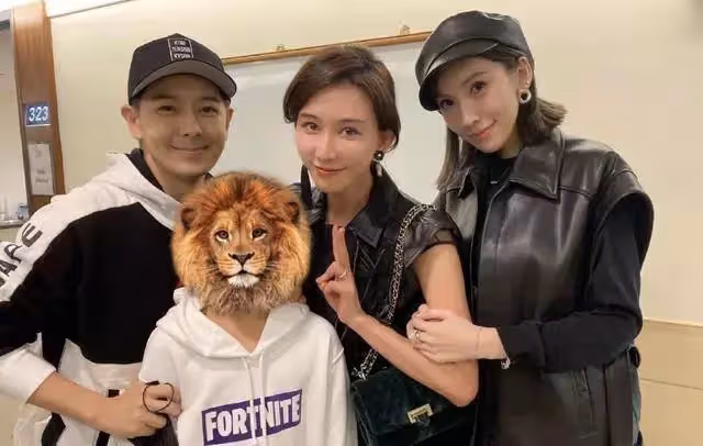 12歲Kimi罕見露正臉,齊劉海變中分,笑眼盈盈,「一年長高12公分」身高直追林志穎