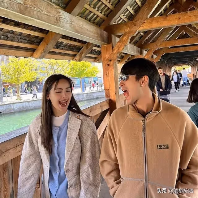 泰星Mark終於向Kim求婚了，好閨蜜Yaya見證甜蜜一刻！