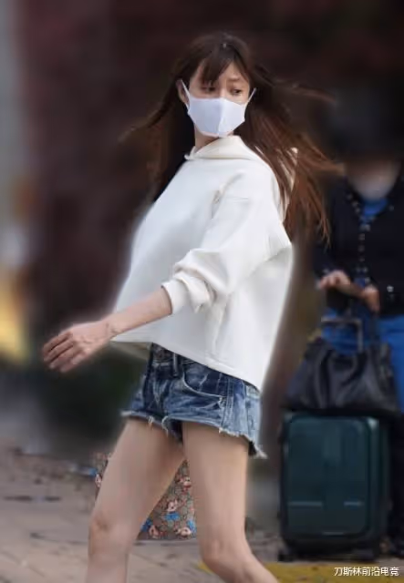 深田恭子疑似又被實業家拒婚,被記者拍到心情苦悶與朋友深夜喝酒