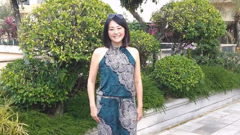 56歲女星崔麗心回娘家!攜導播夫旅居溫哥華「定期返臺陪父母」享受退休生活
