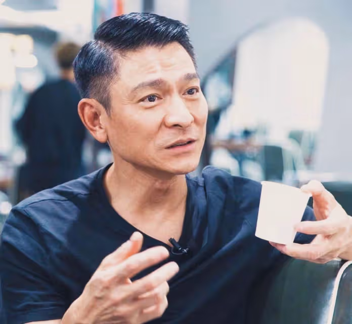 成功不是靠運氣,劉德華罕見發飆回應劉若英:我的工作就是我的娛樂