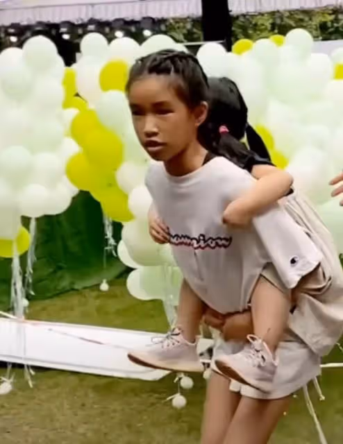 張廷12歲女兒林家菱大變臉!皮膚變白身材修長,五官立體才藝突出,曾被媒體嗆「又黑又難看」,不卑不亢細節暴露家教