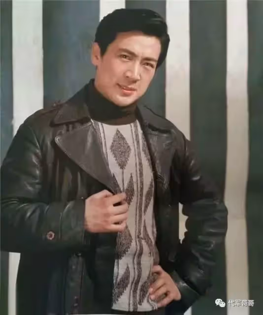 他是瓊瑤筆下的「花心男」!三婚娶「小21歲美女」老來得子 如今67歲「生活很幸福」兒子成童星