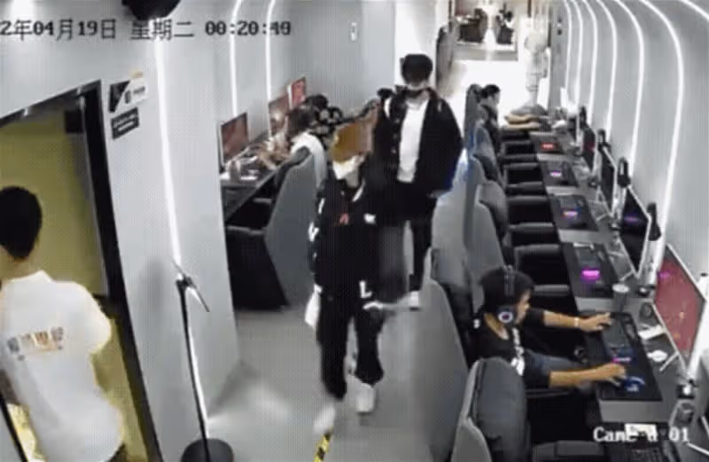 Angelababy被爆與小10歲林一約會　網咖老闆出面幫澄清