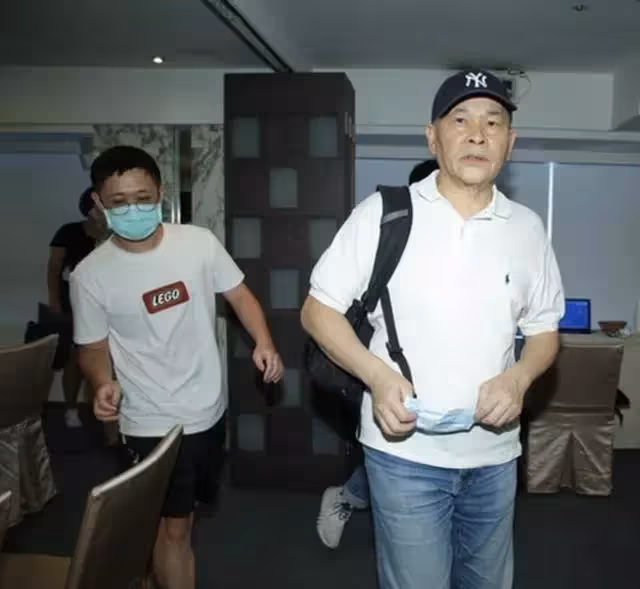 躲房間痛寫遺書!澎恰恰喊想走了「妻子淚崩下跪」:求你了 債主背景超硬「黑白兩道都怕」前刑警也沒轍