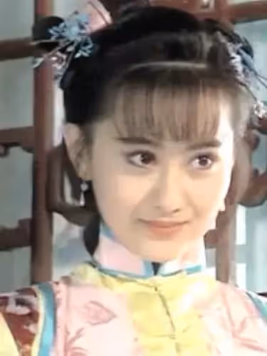 46歲「瓊女郎」陳德容未修圖曝光!面部松垮被嘲「像阿媽」,小腿和大腿一樣粗,不願演媽稱「奇恥大辱」