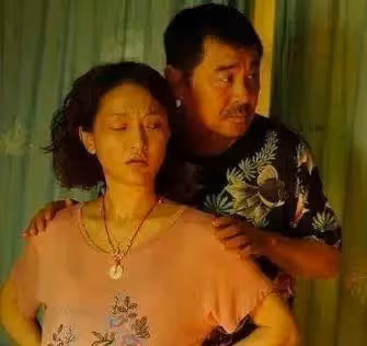 46歲「瓊女郎」陳德容未修圖曝光!面部松垮被嘲「像阿媽」,小腿和大腿一樣粗,不願演媽稱「奇恥大辱」