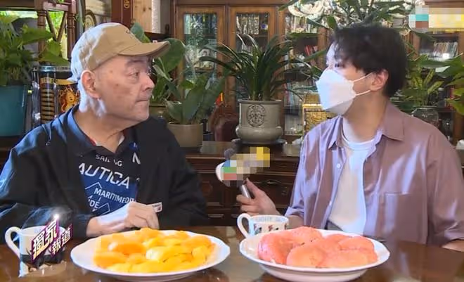 65歲男星張偉文確診一度病危，康復後留後遺症，容易疲憊整天氣喘