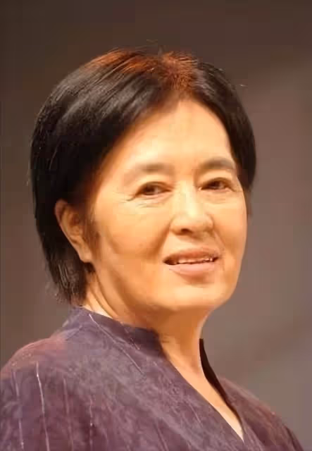 82歲知名導演在上海去世，眾星發文悼念，陸川薛佳凝感謝知遇之恩