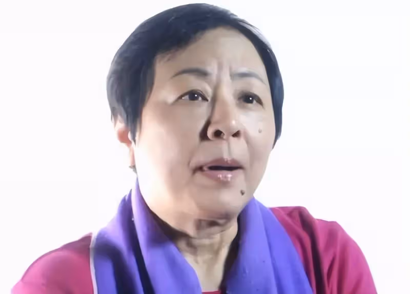 老戲骨謝月美癌癥去世,王祖藍何超儀送花圈悼念,李司棋稱很心疼