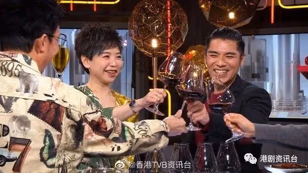 拍《金宵2》遇怪事！連詩雅換完旗袍反鎖被困10分鐘