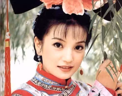 同樣是過億媳婦,陳德容生活和趙薇生活,網友:差距不是一般大!
