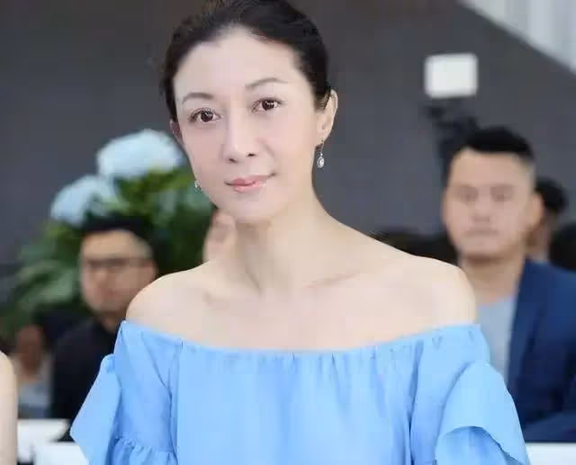 全素顏亮相爆近況　49歲吳綺莉狀態極好獲贊