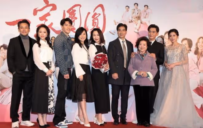 33歲女星李致確診，所在劇組已累計7人染病，堅持不停拍被質疑