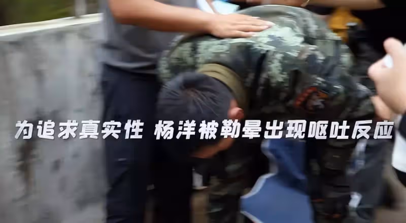 《特戰榮耀》未播完，《且試天下》已上線，轉型的楊洋：擅長打臉_趙露思_觀眾_燕破岳
