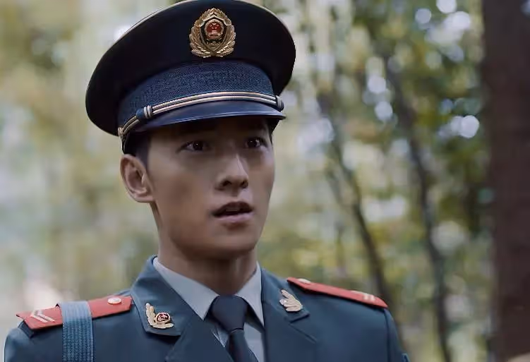 《特戰榮耀》未播完，《且試天下》已上線，轉型的楊洋：擅長打臉_趙露思_觀眾_燕破岳
