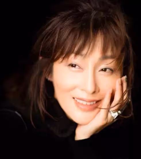 59歲鐘楚紅登封面,美人真的不老嗎?林青霞王祖賢張曼玉近照曝光