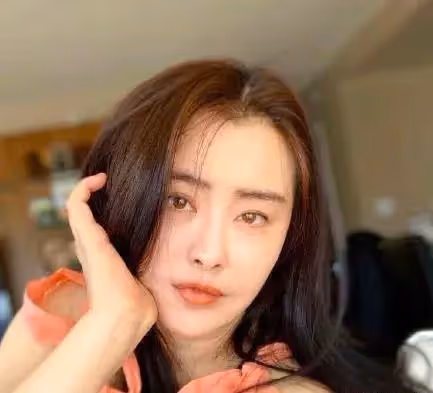 59歲鐘楚紅登封面,美人真的不老嗎?林青霞王祖賢張曼玉近照曝光