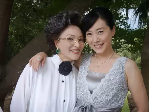 從少女演到白頭!曹西平不捨嘆「陳莎莉奉獻螢幕50多年未受尊重」:太欺負人 今挺身護航「盼幫老友奪終身成就獎」