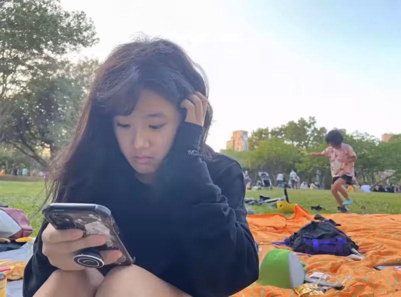賈靜雯罕見曬與大女兒合影!16歲梧桐妹亭亭玉立,褪去嬰兒肥越來越精緻,網友:女大十八變
