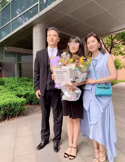 賈靜雯罕見曬與大女兒合影!16歲梧桐妹亭亭玉立,褪去嬰兒肥越來越精緻,網友:女大十八變