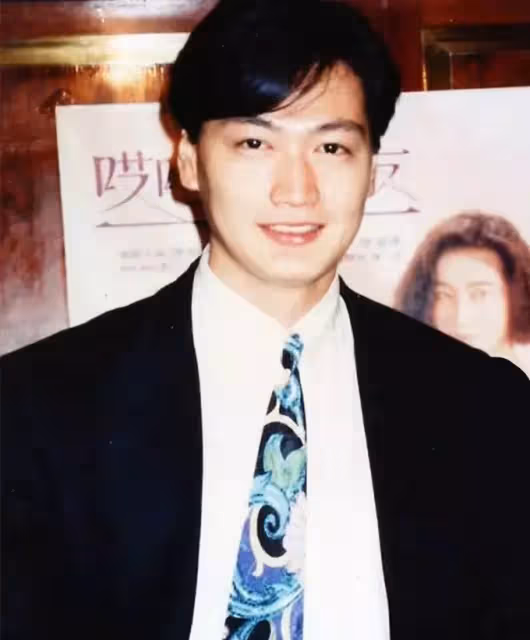 57嵗陶大宇準備再婚!近照顯憔悴,相戀10年女友打扮樸素相貌平凡,曾因1個錯誤婚姻事業皆失敗,如今洗心革面重獲新生