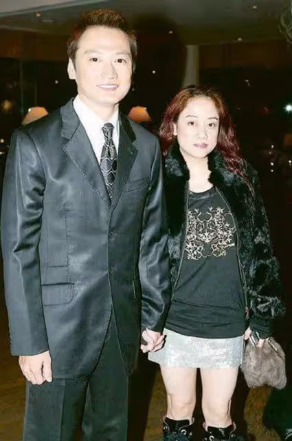 57嵗陶大宇準備再婚!近照顯憔悴,相戀10年女友打扮樸素相貌平凡,曾因1個錯誤婚姻事業皆失敗,如今洗心革面重獲新生