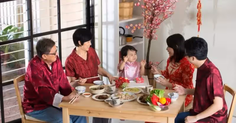 19口人的年夜飯，做飯時我忘記放鹽被小姑子打，老公當場掀了飯桌