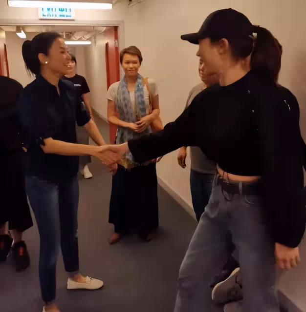 宣萱素顏照曝光，52歲膚色暗沉但皮不松很緊，很自然的漂亮，網友：自然美才是真的美