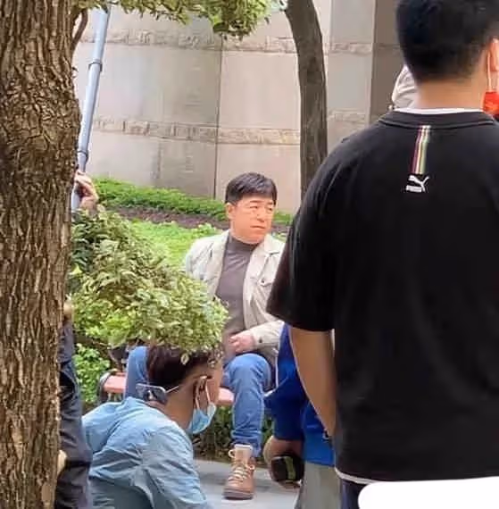 某劇組青島拍戲引發疫情,多個團隊被質疑,《翻譯官》衝上熱搜