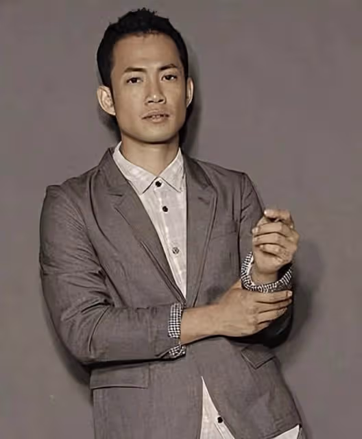 事業高峰！前TVB知名男星效力多家電視台，工作接踵而來人氣急升