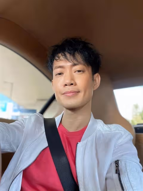 事業高峰！前TVB知名男星效力多家電視台，工作接踵而來人氣急升