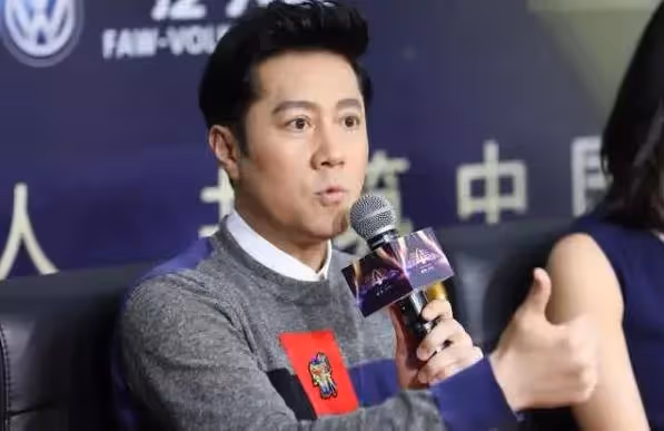 一輩子唱紅兩首歌,卻諷刺劉德華唱功不行!網友:有資格嗎?