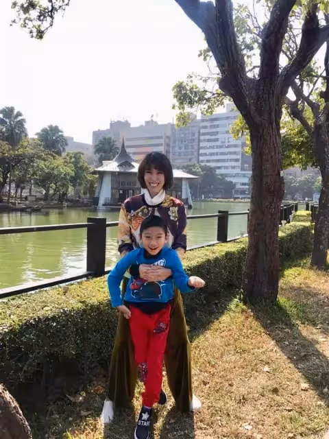 《戲說台灣》資深男星驚傳病逝！四方曬合照「悲痛證實噩耗」　好友不捨悼：一生愛演戲是「台灣001號童星」