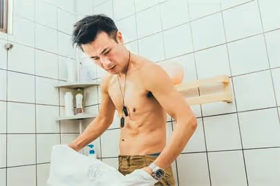 英雄救美沒做假!傅子純「用高跟鞋喝酒是真的」熬成本土劇男神「41歲不婚專情愛9年」:註定是她