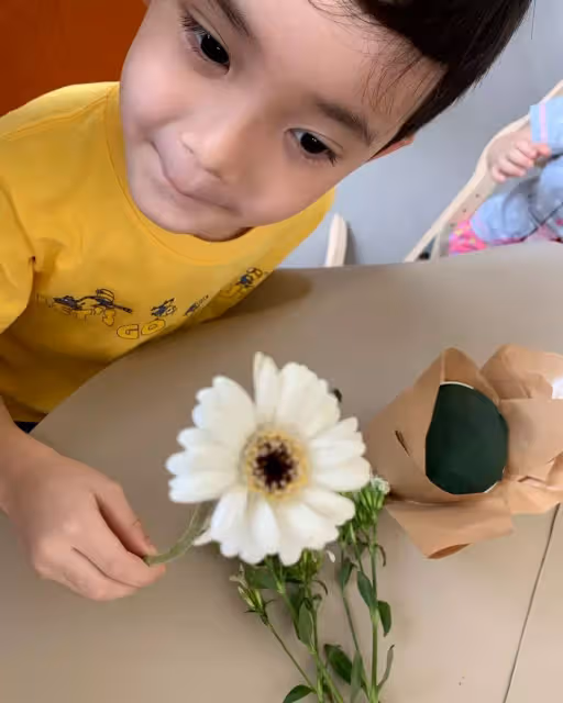 梁靜茹首度曝光「5歲兒超Q正面照」!神複製媽媽「長睫毛迷人大眼」網融化:長大一定是校草