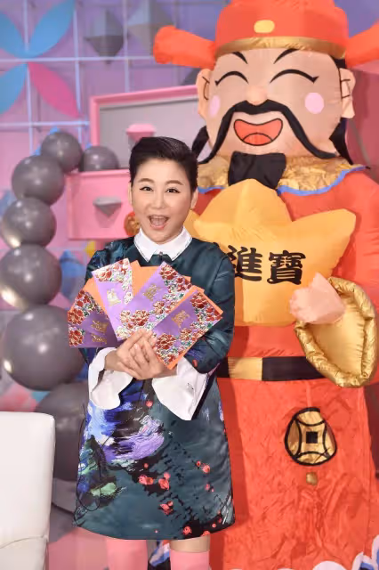 16歲撐起全家!藍心湄淚憶「代已故哥哥扛責」替父還3千萬「26歲才有存款」友人曝:賺來的錢全給雙親