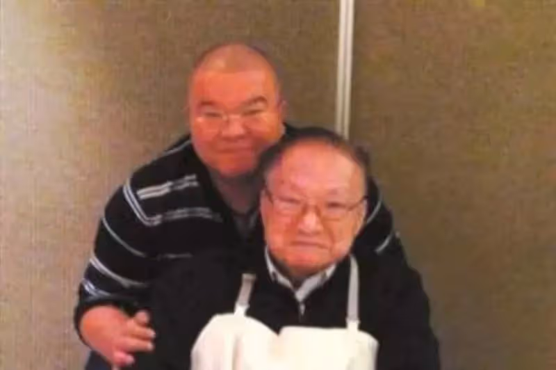 金庸94歲仙逝,小29歲嬌妻繼承十幾億遺產,曾為嫁豪門23歲承受巨大屈辱,如今除了錢什麼都沒有