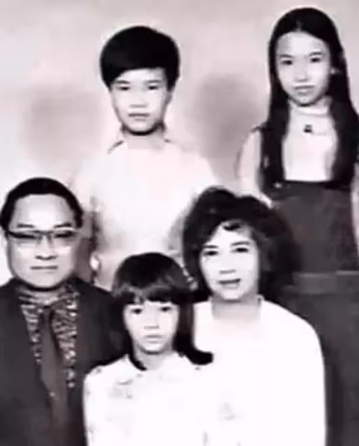 金庸94歲仙逝,小29歲嬌妻繼承十幾億遺產,曾為嫁豪門23歲承受巨大屈辱,如今除了錢什麼都沒有
