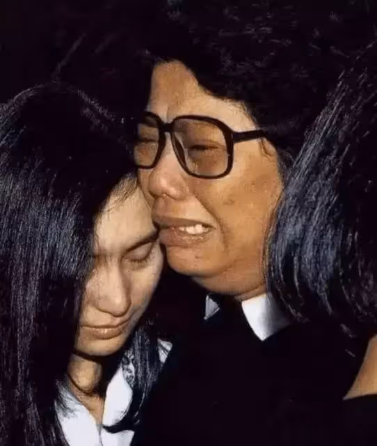情路坎坷！何超瓊因賭王強迫「只能嫁豪門」卻被李嘉欣奪夫　舊愛陳百強猝逝「痛哭扶靈」今現況：商業帝國女王