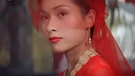 逆天顏值！48歲楊恭如短髮造型減齡20年，這身材和氣質70後少見，網友：短髮造型令人眼前一亮！