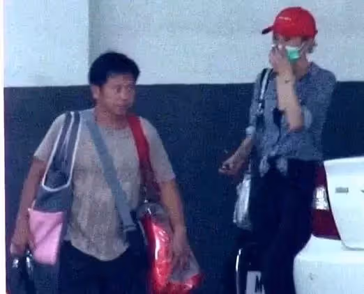 路人在車庫拍到張曼玉,身材幹枯皮膚皺癟,狀態引人擔憂