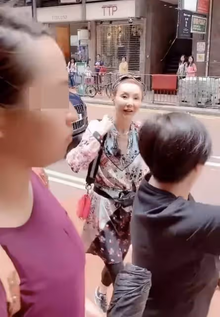 路人在車庫拍到張曼玉,身材幹枯皮膚皺癟,狀態引人擔憂
